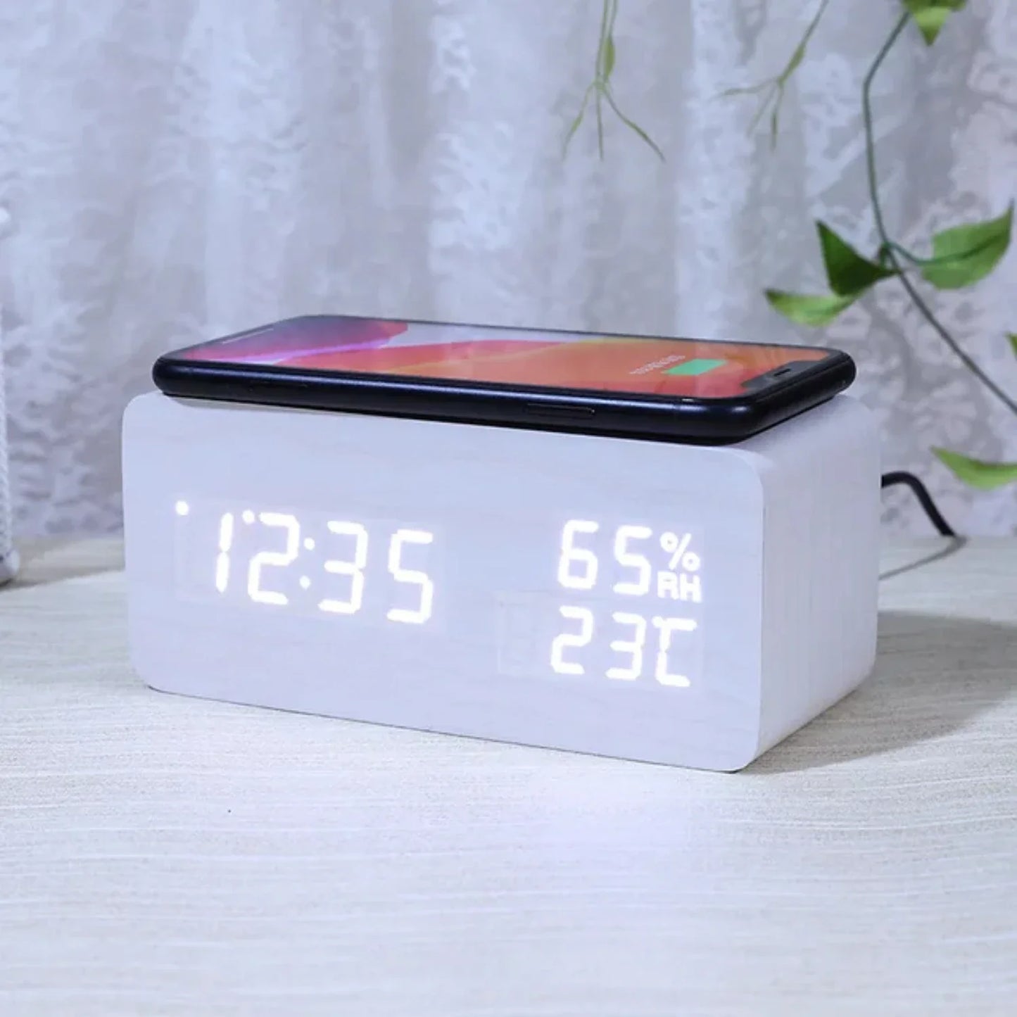 Wooden Wireless Digital Desk Clock w/Phone Charging Function